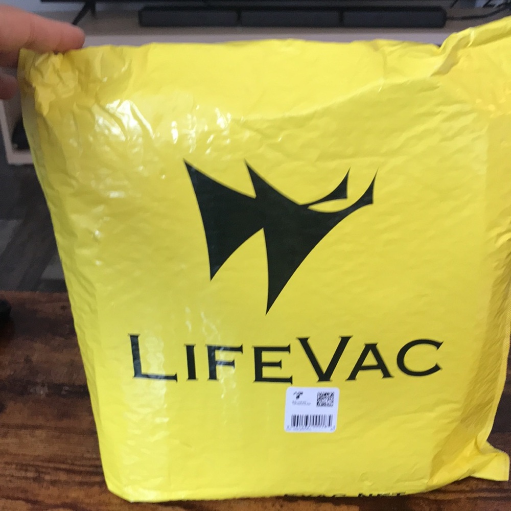 Authentic LifeVac Home Kit 2 Pack - Portable Suction Rescue Device - Picture 2 of 4